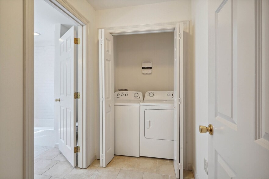 More Photos Of 2008 Foucher St, New Orleans Multifamily For Sale