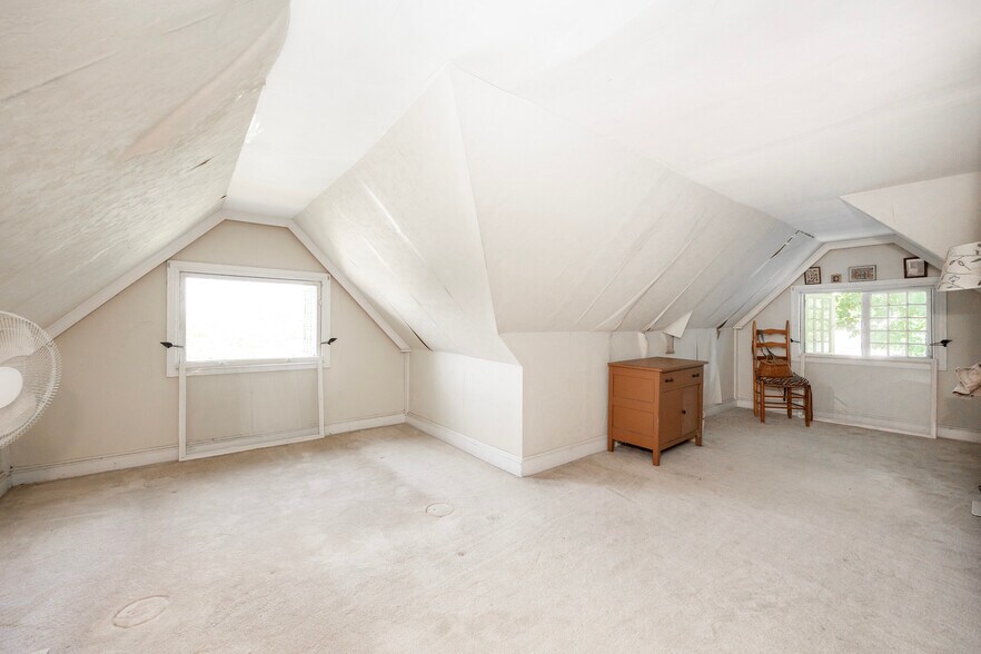 More Photos Of 234 Conestoga Rd, Wayne Specialty For Sale