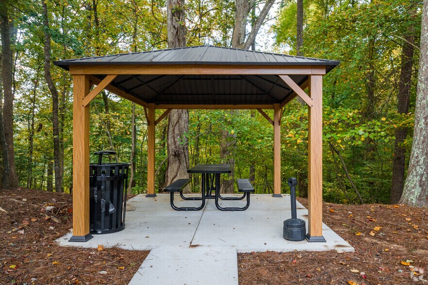 More Photos Of 4555 Mansell Rd, Alpharetta Coworking Space