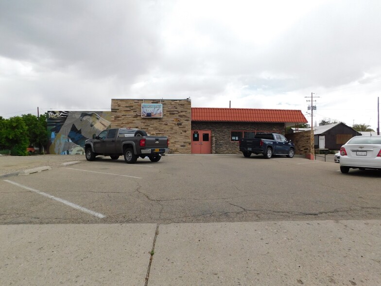 Primary Photo Of 327 C St, Rock Springs Sports And Entertainment For Sale