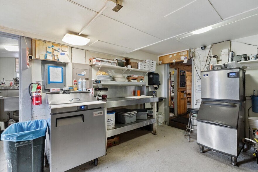 More Photos Of 4805 Netarts Hwy W, Tillamook Restaurant For Sale