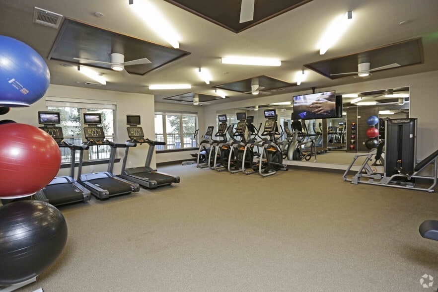 More Photos Of 5200 N O'Connor Blvd, Irving Unknown For Lease