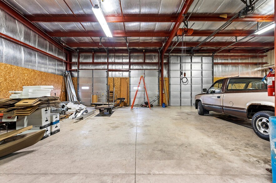 More Photos Of 1373 Kimberly Dr, Neenah Flex For Sale