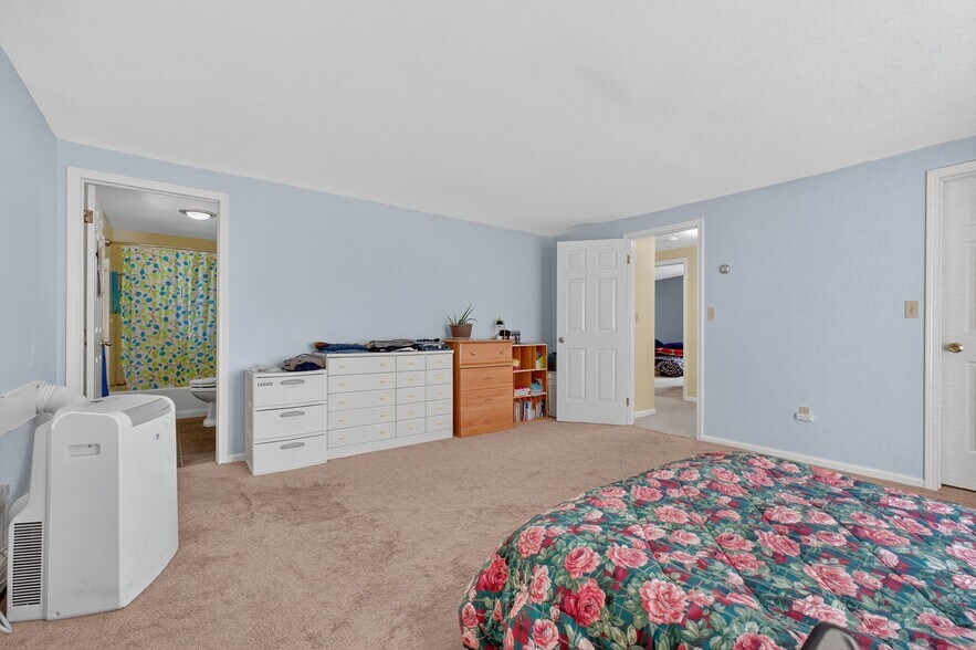 More Photos Of 2 Renee Gate St, Cortlandt Manor Office For Sale