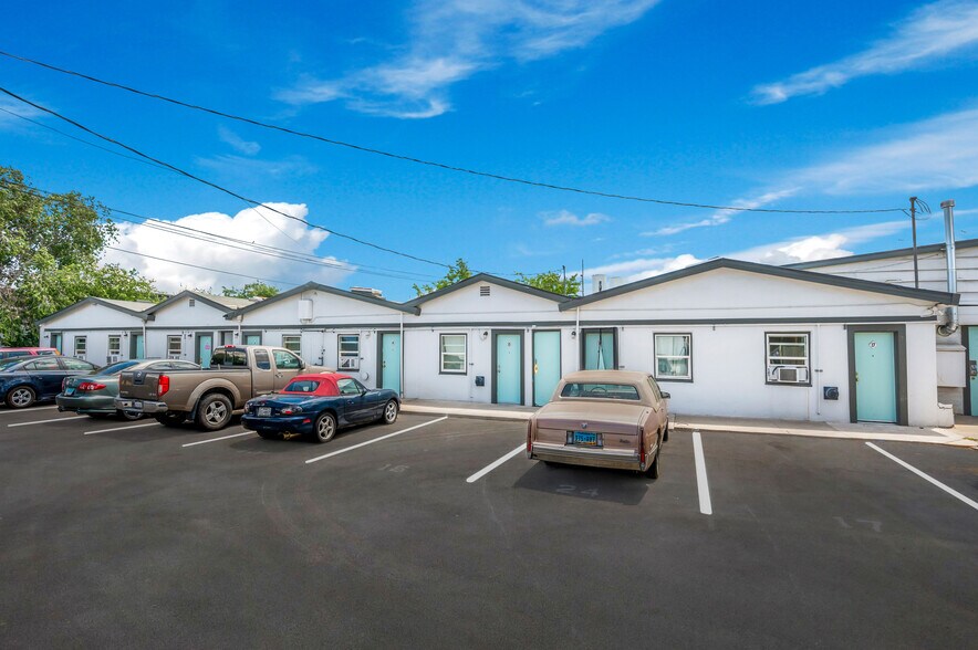 More Photos Of 2150 Victorian Ave, Sparks Apartments For Sale