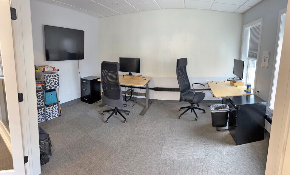 More Photos Of 30 Amherst St, Manchester Office For Lease