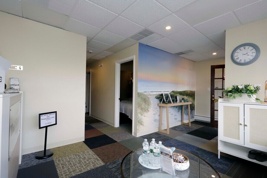 More Photos Of 597 Dartmouth St, Dartmouth Office For Sale