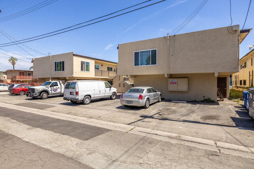 More Photos Of 7370 Neo St, Downey Apartments For Sale