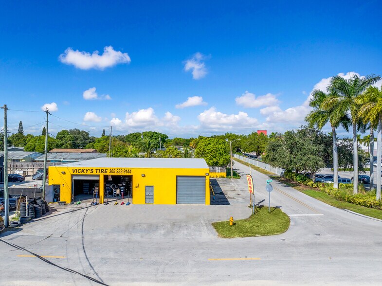 More Photos Of 11300 SW 208th Dr, Miami Service For Sale
