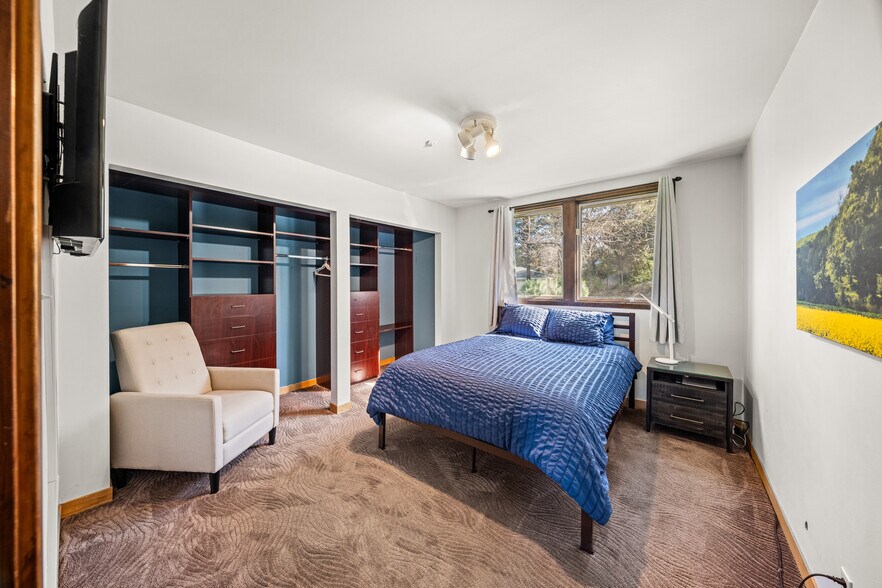 More Photos Of 8 Circle Rd, San Rafael Specialty For Sale