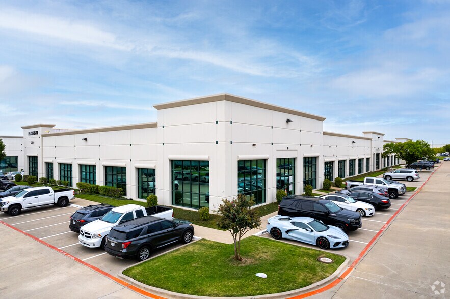 More Photos Of 6501 Windcrest Dr, Plano Unknown For Lease