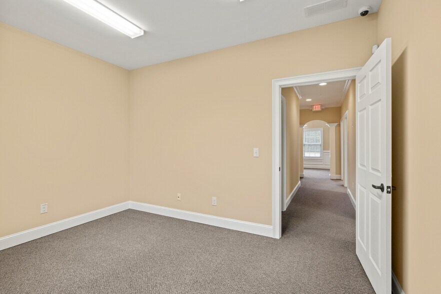 More Photos Of 3417 Canton Rd, Marietta Office For Lease