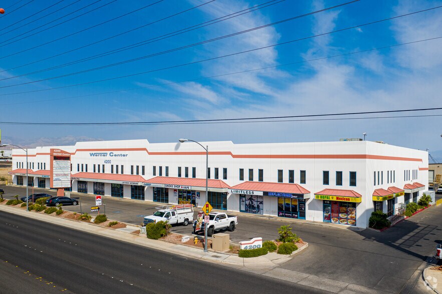 More Photos Of 4200 W Russell Rd, Las Vegas Light Manufacturing For Lease