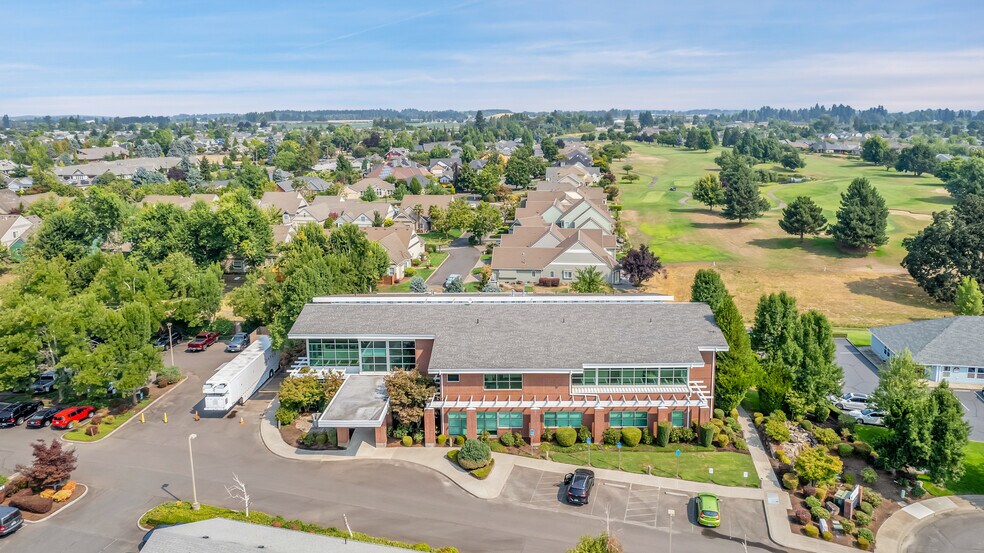 More Photos Of 693 Ray J. Glatt Cir, Woodburn Medical For Sale
