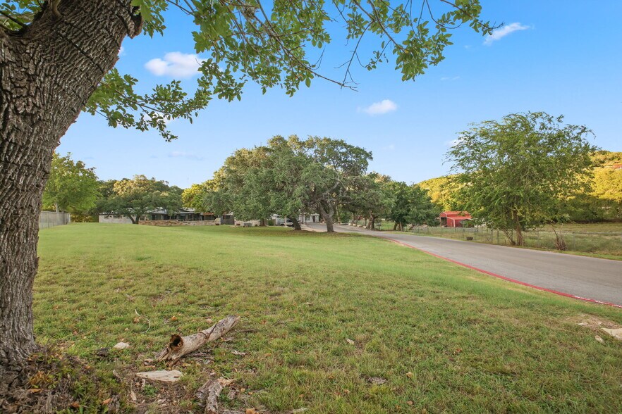 More Photos Of 319 Los Indios Ranch Rd, Boerne Specialty For Lease