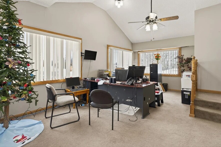 More Photos Of 3900 NY-104, Williamson Self Storage For Lease