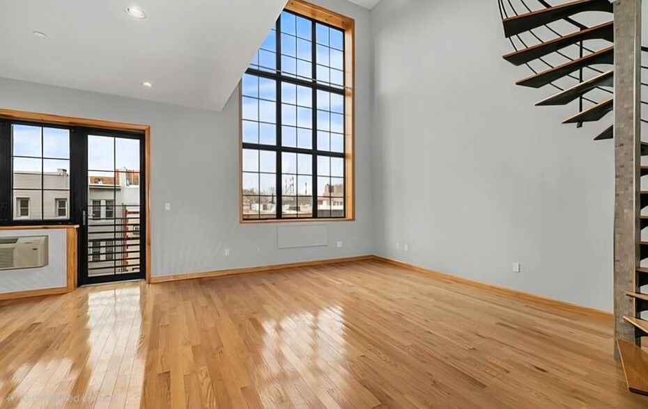 More Photos Of 14-18 31st Ave, Astoria Apartments For Sale
