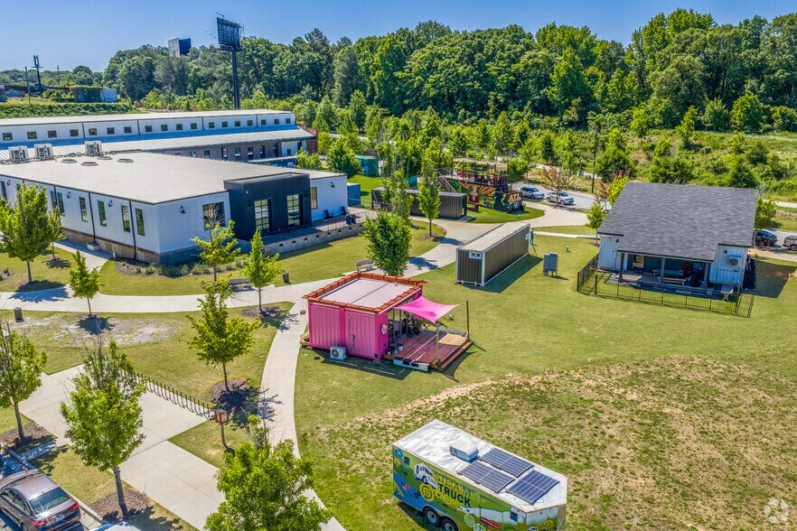 More Photos Of 352 University Ave SW, Atlanta Land For Lease