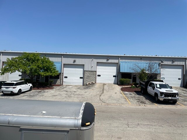 Primary Photo Of 19203-19215 85th Ct, Mokena Warehouse For Lease