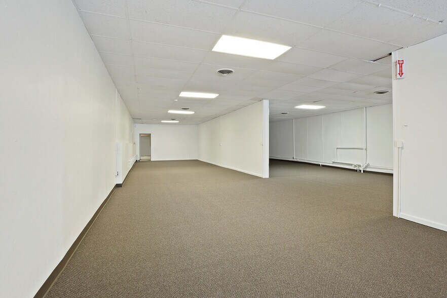 More Photos Of 338-340 N California St, Stockton Storefront For Lease