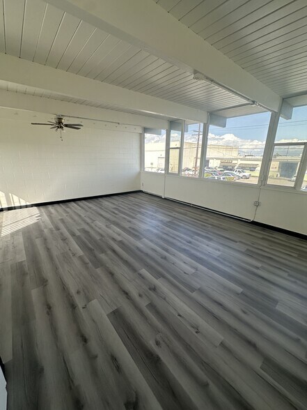 More Photos Of 1173 Commercial Ave, Oxnard Manufacturing For Lease
