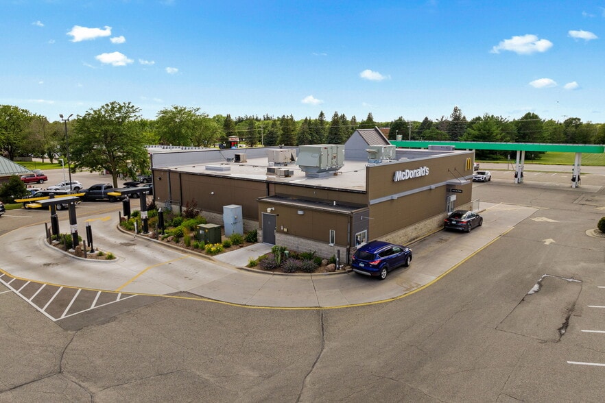 More Photos Of 1400 14th St NW, Austin Service Station For Sale