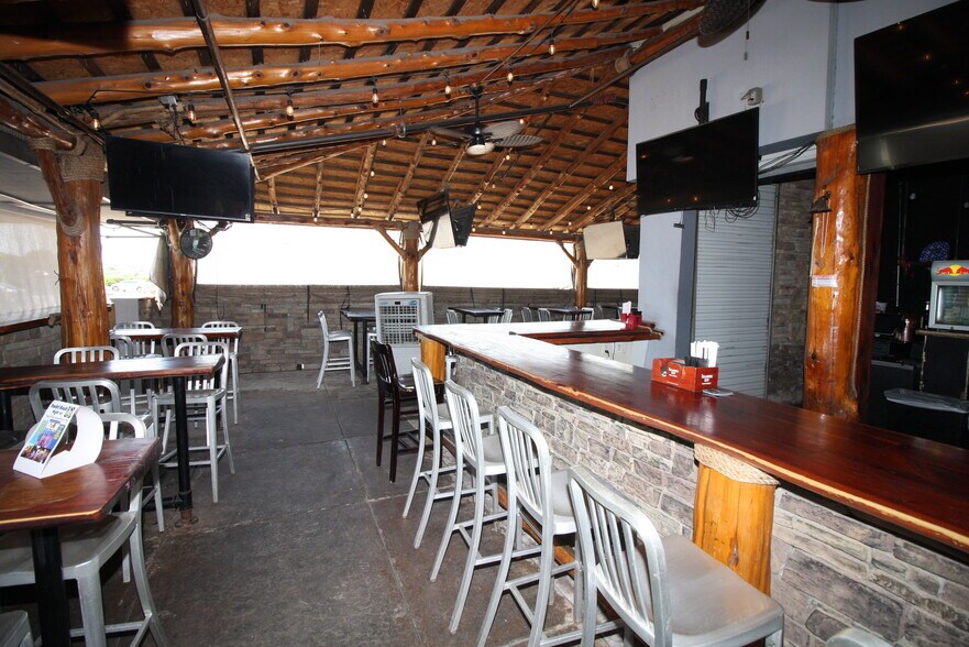 More Photos Of 6062 FM 2920, Spring Restaurant For Sale