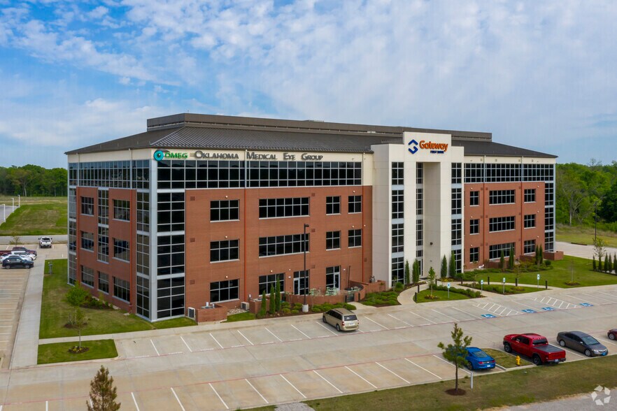 Primary Photo Of 244 S Gateway Pl, Jenks Office For Lease