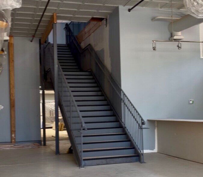 More Photos Of 1100 Main St, Newberry Restaurant For Sale