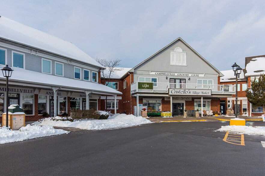 More Photos Of 35 Crawford Cres, Milton Storefront Retail Office For Lease