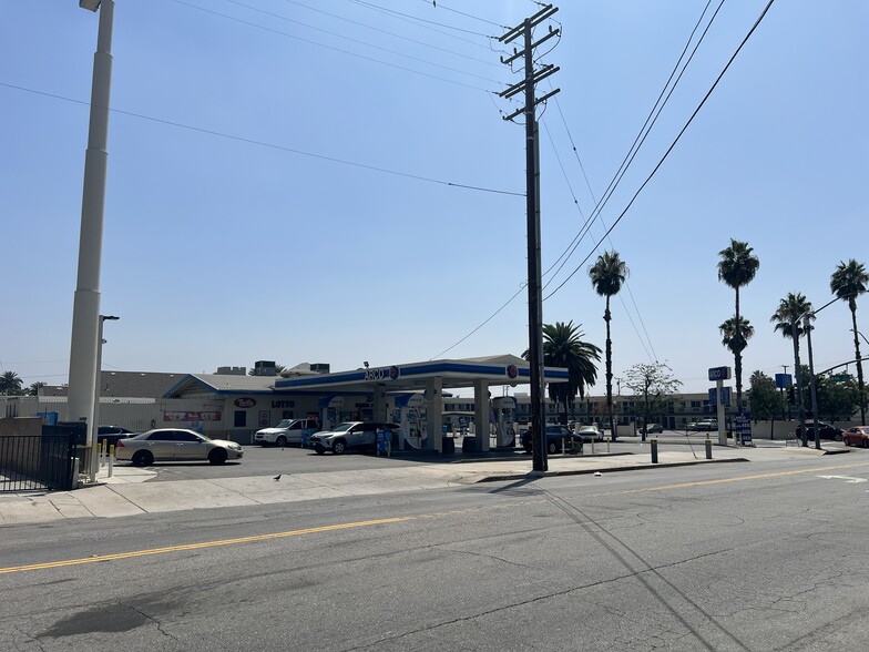 More Photos Of 605 N H St, San Bernardino Service Station For Sale