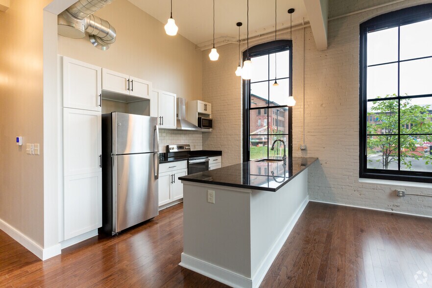 More Photos Of 811-827 Court St, Utica Apartments For Lease