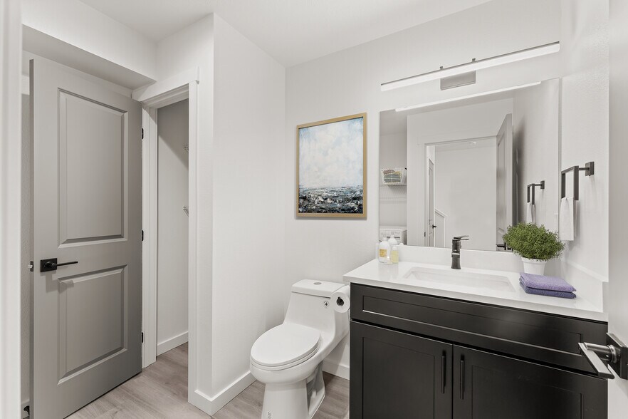 More Photos Of 3703 S Harrison St, Spokane Multifamily For Sale