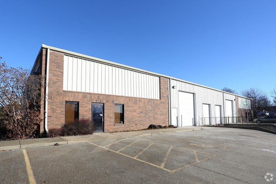 Primary Photo Of 1704-1706 E 123rd Ter, Olathe Warehouse For Sale