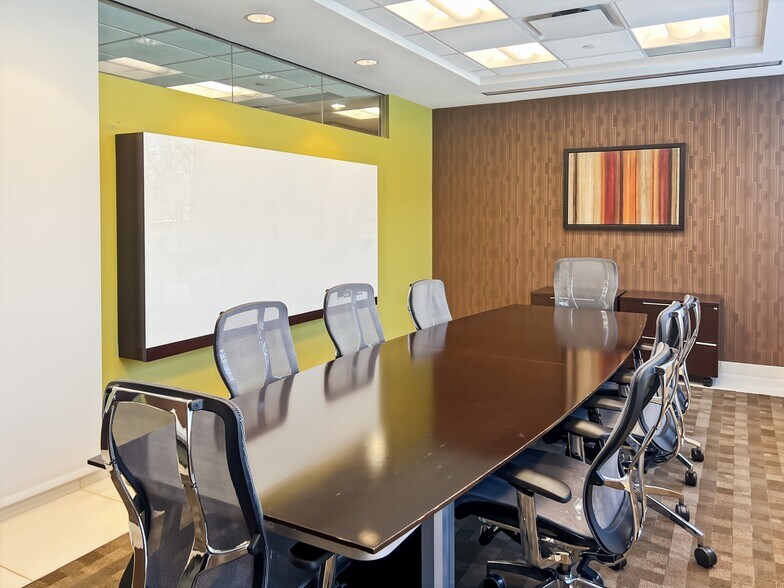 More Photos Of 30 Knightsbridge Rd, Piscataway Coworking Space