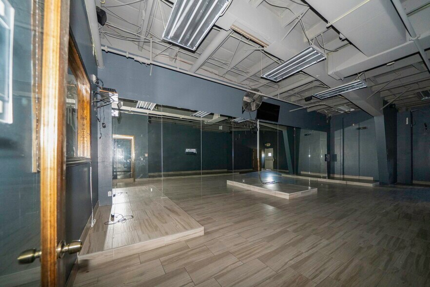 More Photos Of 1141 Pine Island Rd SW, Cape Coral Freestanding For Lease