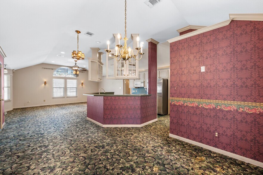 More Photos Of 103-105 E Center Street, Lorena Storefront For Sale