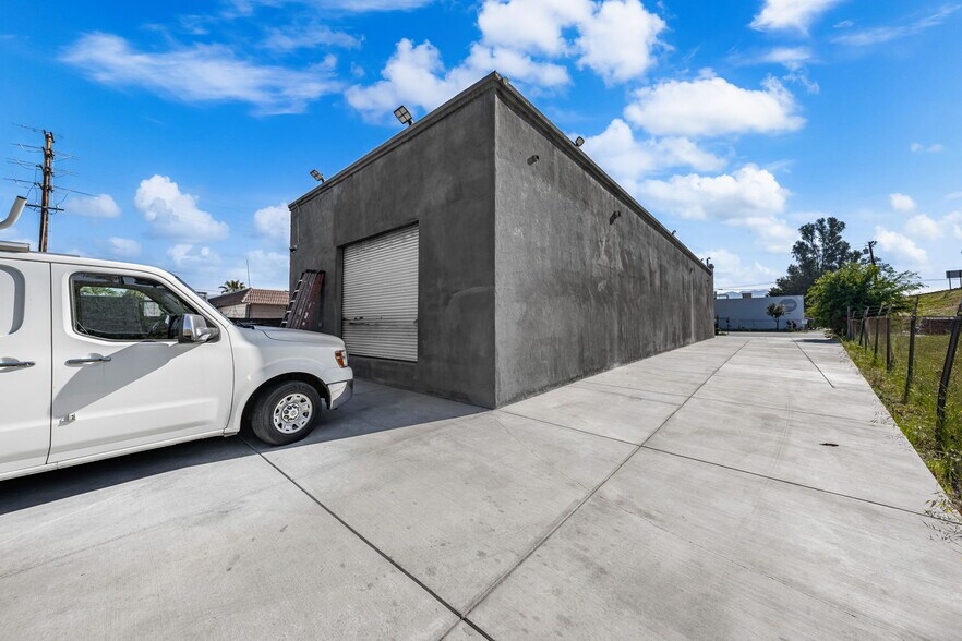 More Photos Of 701 Texas St, Redlands Office For Sale