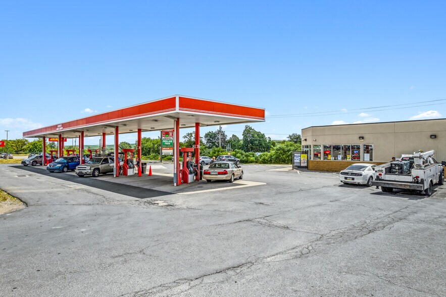 More Photos Of 12 Gold Star Plz, Shenandoah Unknown For Lease