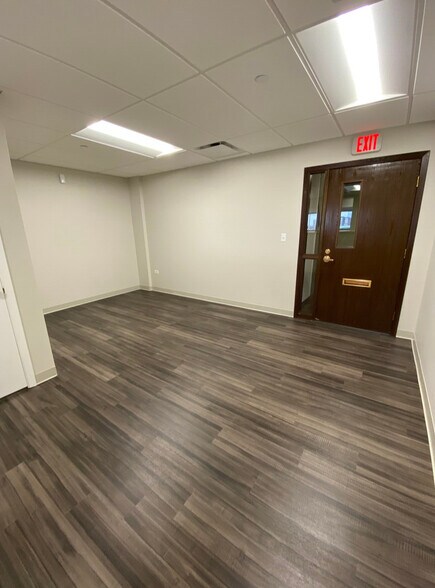 More Photos Of 2340 Highland Ave, Lombard Medical For Sale
