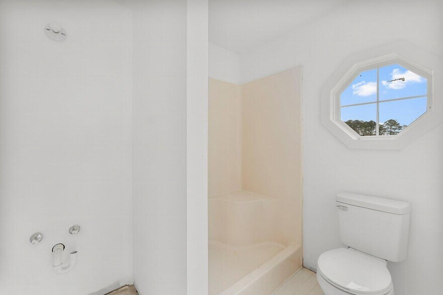 More Photos Of 680 Mallet Bayou Rd, Freeport Lodge Meeting Hall For Sale