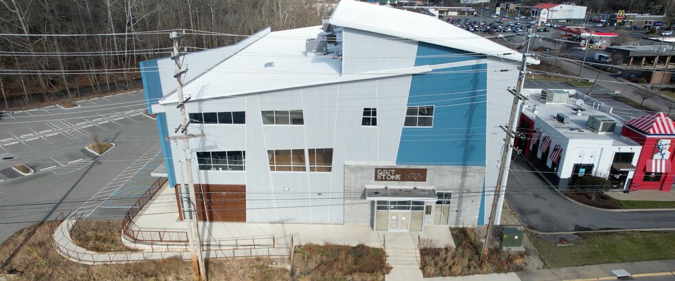 More Photos Of 1901 Eljadid St, Morgantown Health Club For Sale