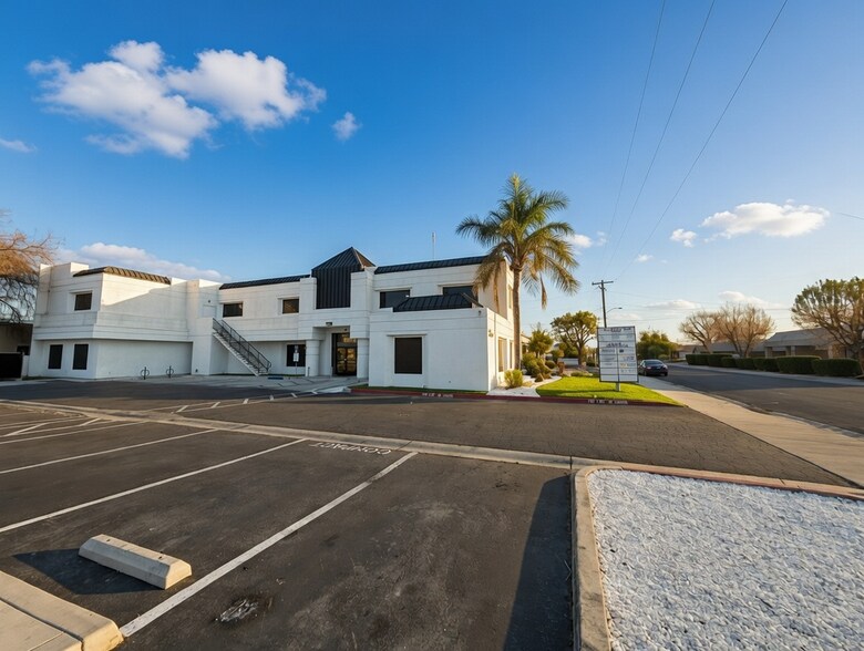 More Photos Of 2008 W Dorothea Ave, Visalia Freestanding For Sale