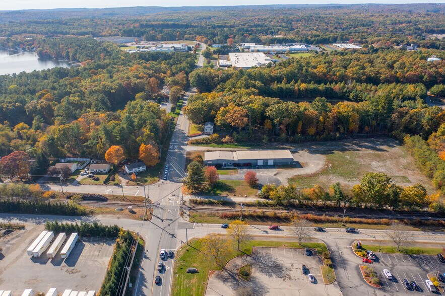 More Photos Of 429 Lake Rd, Killingly Warehouse For Sale