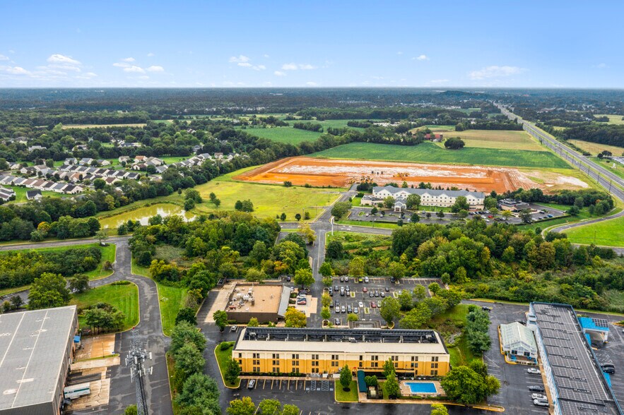 More Photos Of 110 Hancock Ln, Mount Holly Restaurant For Sale