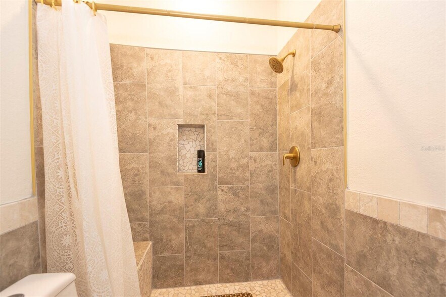 More Photos Of 403 Herbert St, Port Orange Specialty For Sale