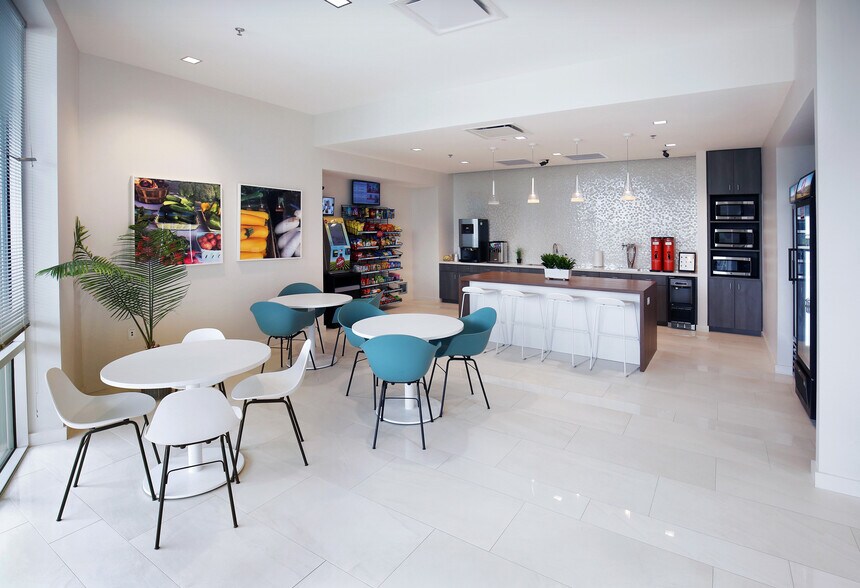 More Photos Of 5345 Towne Square Dr, Plano Office For Lease