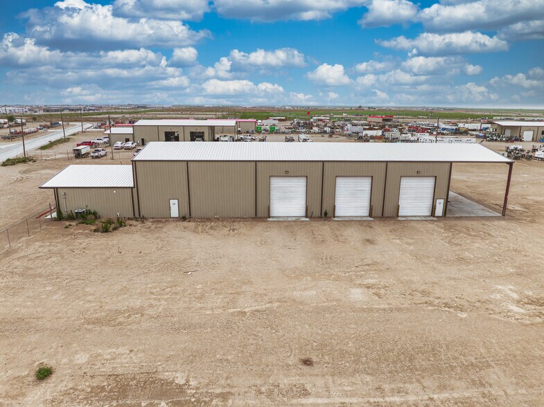 More Photos Of 3922 S County Road 1233, Midland Industrial For Lease