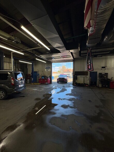 More Photos Of 1625 Commerce St, Wellsburg Auto Dealership For Sale
