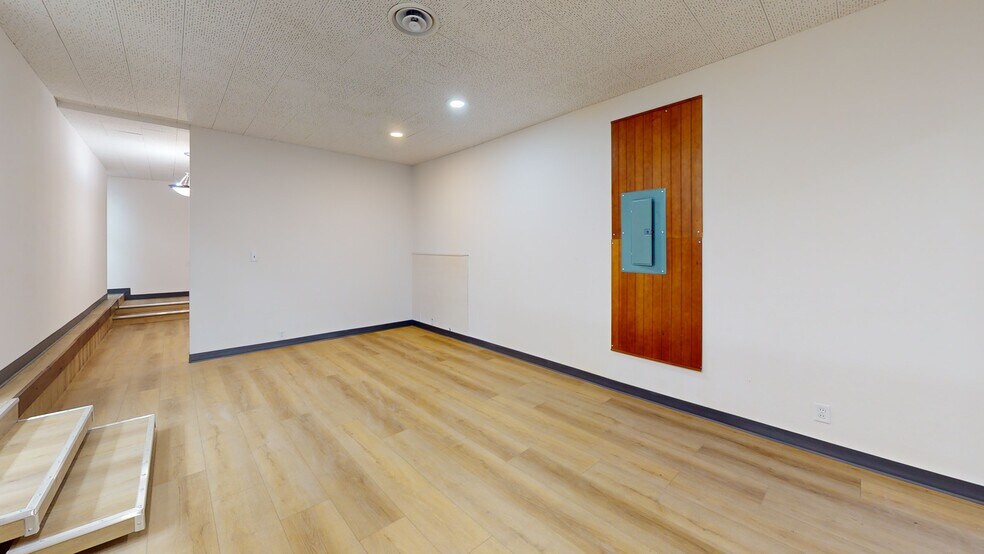 More Photos Of 2853 Park Ave, Minneapolis Office For Lease